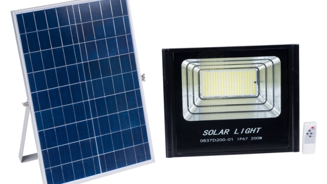 Shining a Spotlight on Solar Flood Lights: Illuminating Your Outdoor Space with Renewable Energy